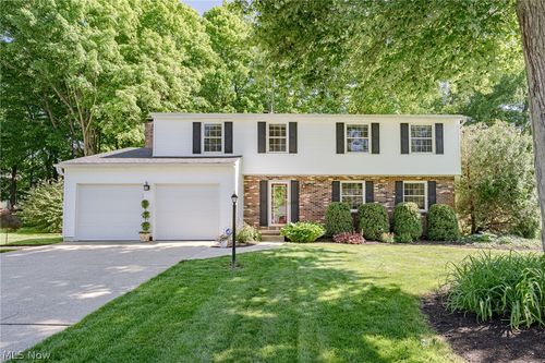 4680 Treetop Dr, Copley, OH, 44321-1133 | Card Image