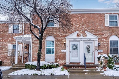 37366 Euclid Ave, Willoughby, OH, 44094-5618 | Card Image