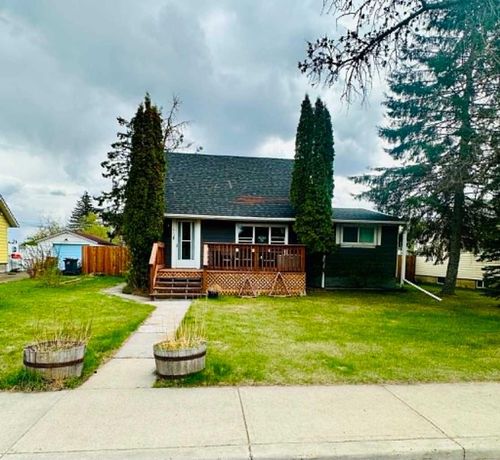5413 57 Street, Ponoka, AB, T4J1L6 | Card Image