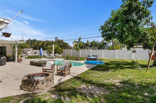 843 37 Th Ave Ne, House other with 3 bedrooms, 2 bathrooms and null parking in ST PETERSBURG FL | Image 21