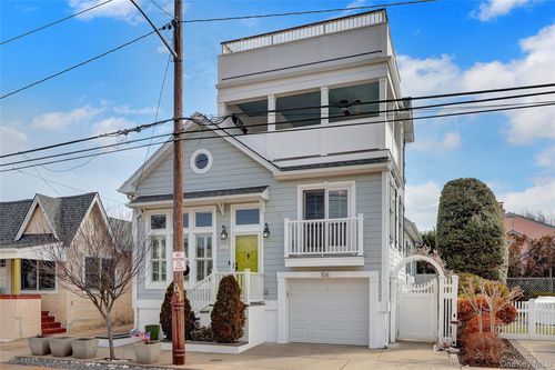 106 Freeport Ave, Point Lookout, NY, 11569-3027 | Card Image