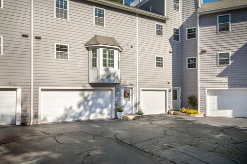 unit-8-2 Ricciuti Dr, Quincy, MA, 02169-6170 | Card Image