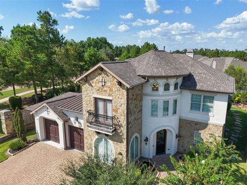94 Oak Estates Dr, Conroe, TX, 77384-2130 | Card Image