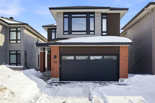 142 Shuttleworth Dr, Gloucester, ON, K1T0S8 | Card Image