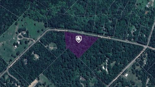 17960 Dogwood Dr, Conroe, TX, 77303 | Card Image