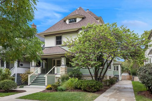 1030 Superior St, Oak Park, IL, 60302-1816 | Card Image