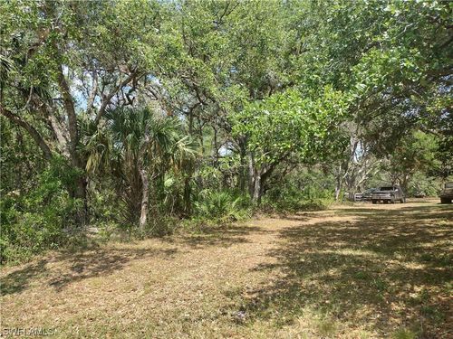 8032 Main Ave, PALMDALE, FL, 33944 | Card Image