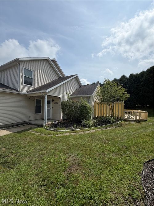 5203 Cline Rd, Kent, OH, 44240-7014 | Card Image