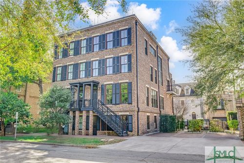 407 E Mcdonough St, Savannah, GA, 31401-4005 | Card Image