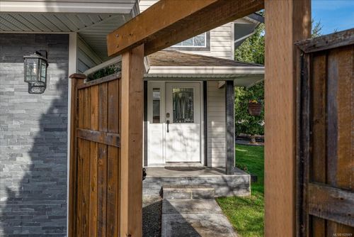 2121 Lexington Pl, Courtenay, BC, V9N9C5 | Card Image