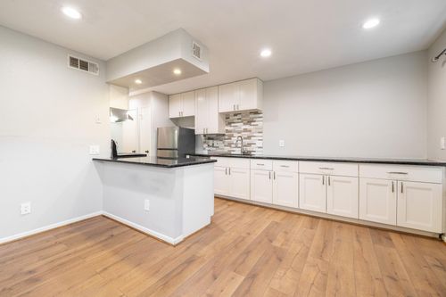 apt-115-2750 Holly Hall St, Houston, TX, 77054-4147 | Card Image