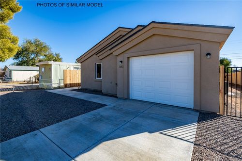 3719 E Northern Ave, Kingman, AZ, 86409-2748 | Card Image