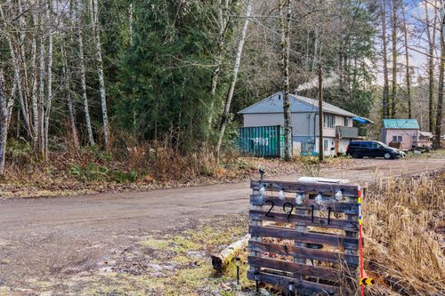 2911 Royston Rd, Cumberland, BC, V0R1S0 | Card Image