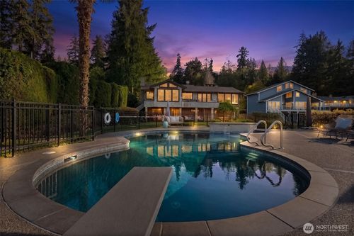 817 Fox Dr, Fox Island, WA, 98333-9723 | Card Image