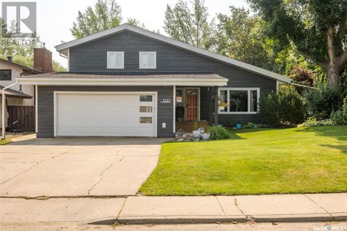 1337 Musk Rd, Prince Albert, SK, S6V6P9 | Card Image