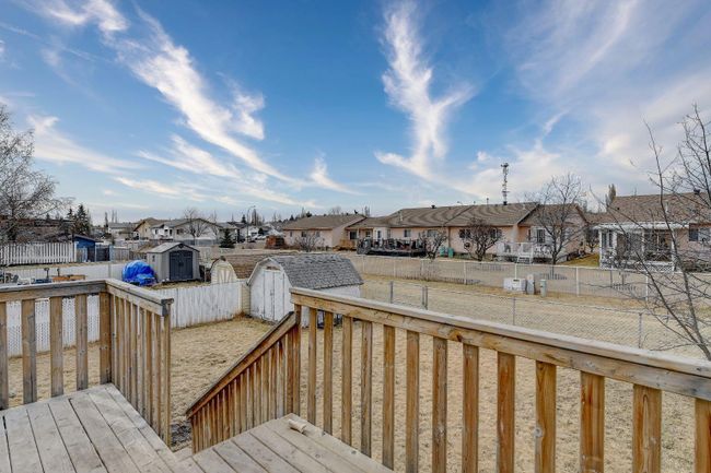 8922 104 Avenue, Home with 5 bedrooms, 3 bathrooms and 4 parking in Grande Prairie AB | Image 23
