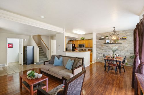 8484 Ivy Springs Ln, West Jordan, UT, 84081-1866 | Card Image