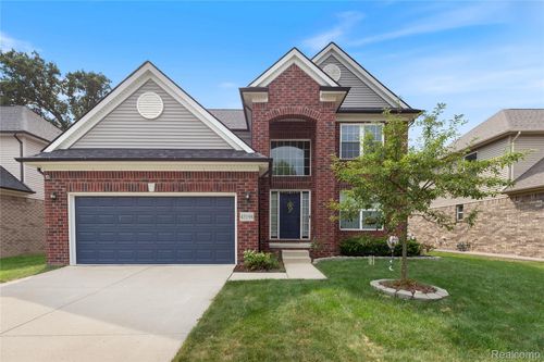 43198 Wilderness Dr, Canton, MI, 48188-5023 | Card Image