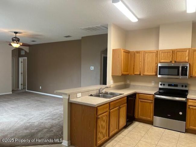 4182 Maplehurst Way, House other with 4 bedrooms, 3 bathrooms and null parking in Spring Hill FL | Image 6