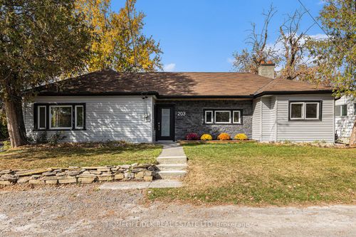 203 Adelaide St, Almonte, ON, K0A1A0 | Card Image