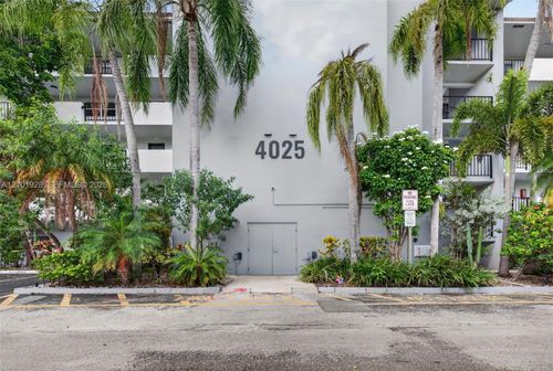 107-4025 N Nob Hill Rd, Sunrise, FL, 33351-5809 | Card Image
