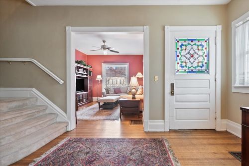 516 Greenwood St, Evanston, IL, 60201-4730 | Card Image