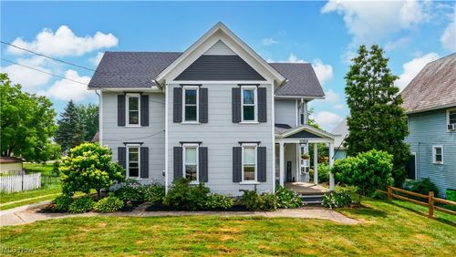 10812 Main St, Mantua, OH, 44255-9805 | Card Image