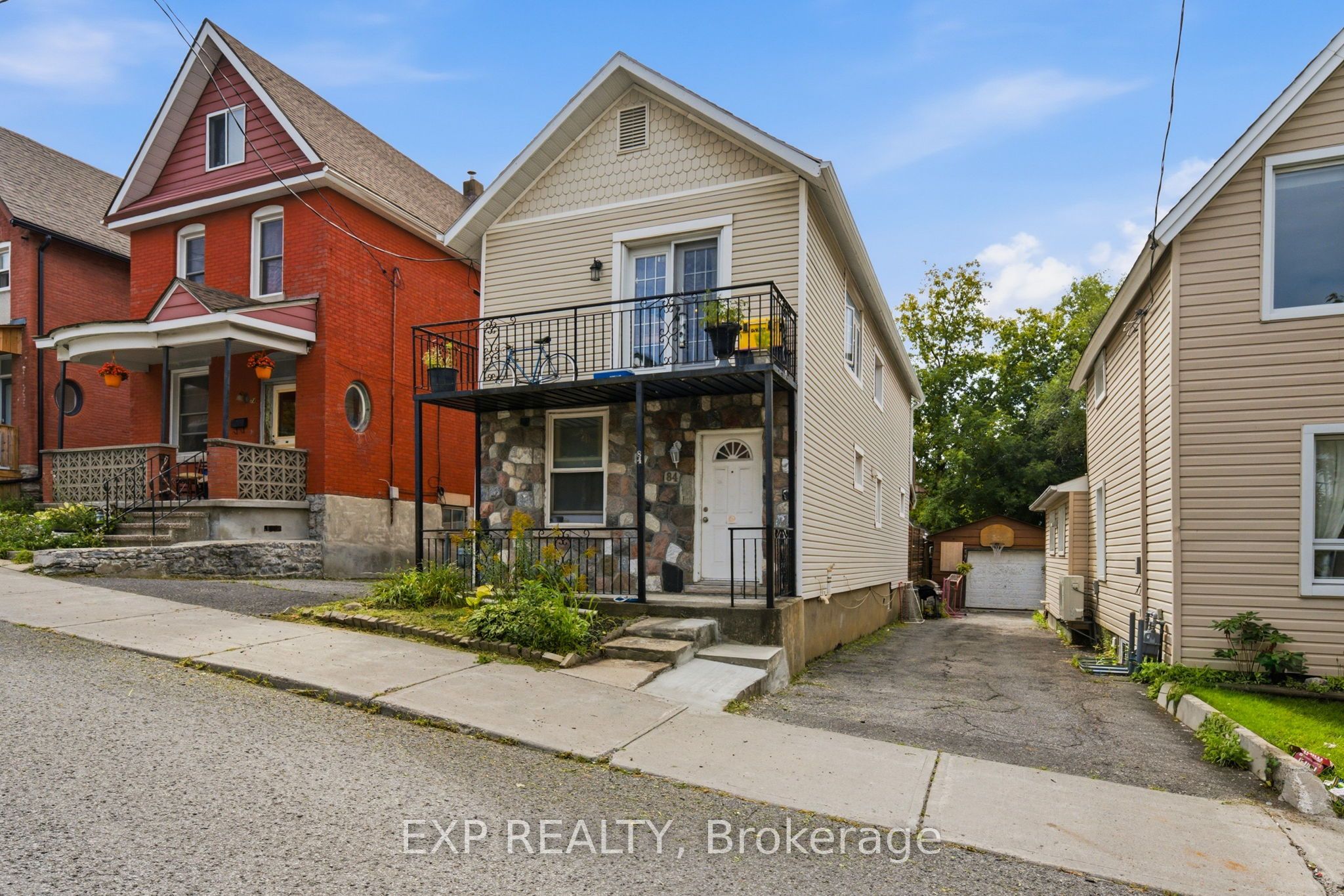 Residential in West Centre Town 3