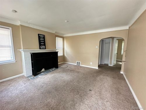 11380 Asbury Park, Detroit, MI, 48227-1049 | Card Image