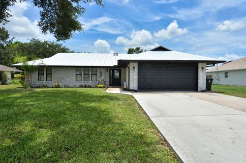2082 Se Camilo St, Port St. Lucie, FL, 34952-6719 | Card Image