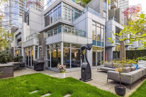 th22-1281 W Cordova St, Vancouver, BC, V6C3R5 | Card Image