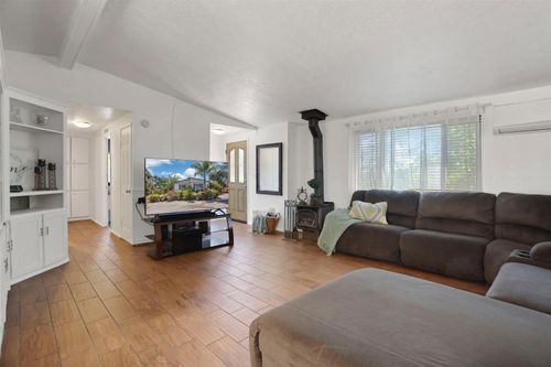 901 Quail Oaks Rd, Valley Springs, CA, 95252-9578 | Card Image