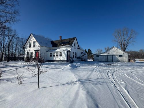 5 North Road, Detroit, ME, 04929 | Card Image