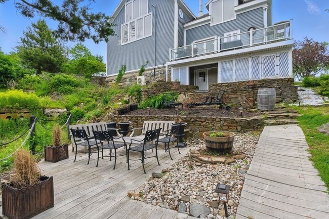 UNIT-3 - 1 Deer Island St, Condo with 2 bedrooms, 3 bathrooms and 2 parking in Amesbury MA | Image 7