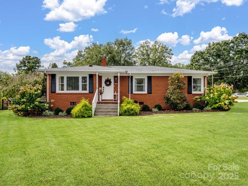 413 W Ridge Ave, Landis, NC, 28088-1229 | Card Image