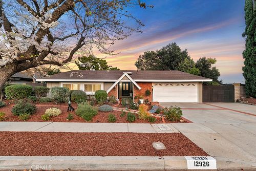 12926 Barto Dr, Granada Hills, CA, 91344-1201 | Card Image