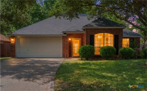 2211 Stratford Dr, Temple, TX, 76502-3891 | Card Image
