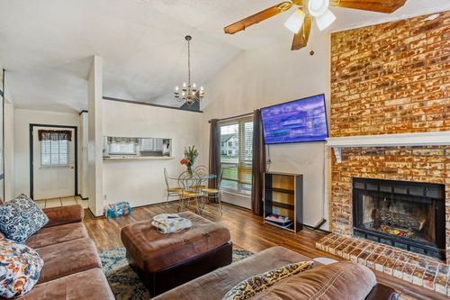 744 Lee St, Mesquite, TX, 75149-3256 | Card Image