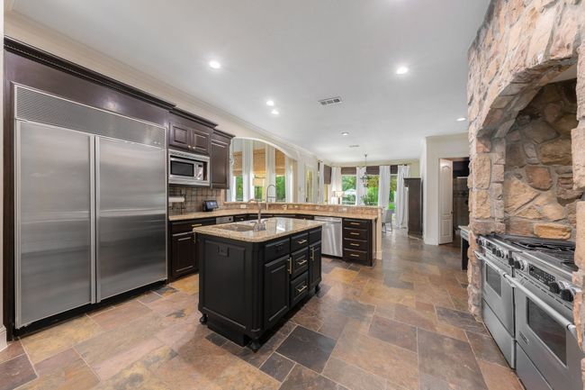 1321 Bridle Bit Rd, House other with 4 bedrooms, 5 bathrooms and null parking in Flower Mound TX | Image 13