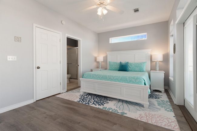 77 mark st-48 | Image 20