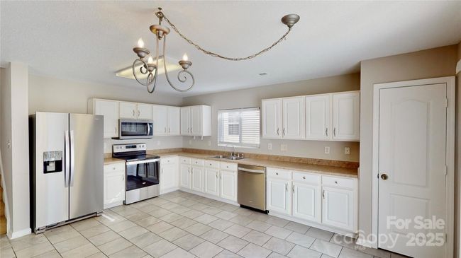 8139 Deodora Cedar Ln, House other with 3 bedrooms, 3 bathrooms and null parking in Charlotte NC | Image 19