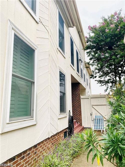 120 50th St, Virginia Beach, VA, 23451-2419 | Card Image