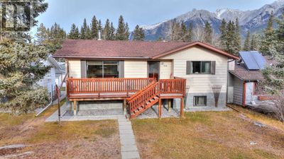 914 15 St, House other with 3 bedrooms, 2 bathrooms and 4 parking in Canmore AB | Image 1