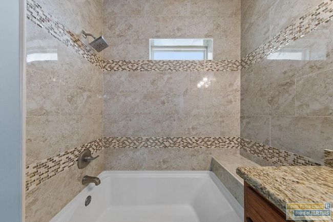 1013 Tarpon Ave, House other with 5 bedrooms, 4 bathrooms and null parking in Port Isabel TX | Image 14