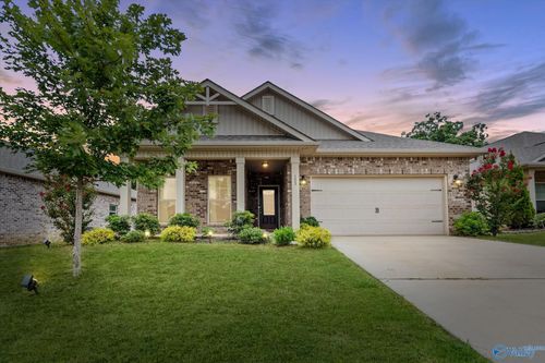 173 Heritage Brook Dr Nw, Madison, AL, 35757-5903 | Card Image
