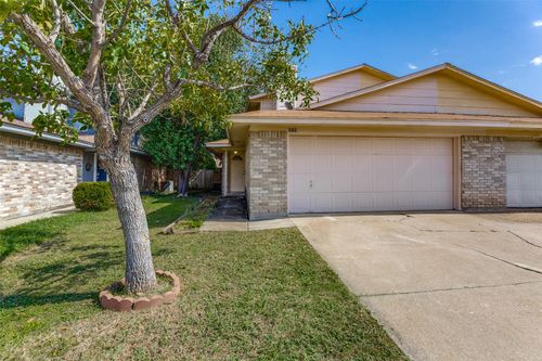 513 S Las Vegas Trl, White Settlement, TX, 76108-2754 | Card Image