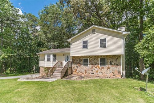 2645 Holly Berry Trl, Snellville, GA, 30039-4329 | Card Image