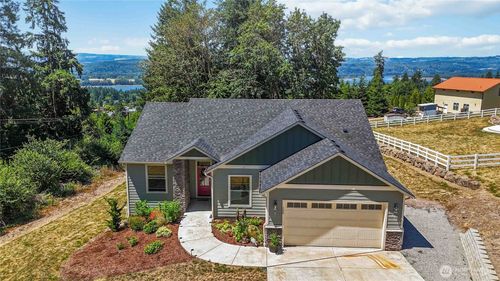 100 Nova Ln, Kalama, WA, 98625-7505 | Card Image
