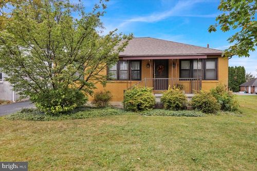 412 N 15th Ave, Lebanon, PA, 17046-8301 | Card Image