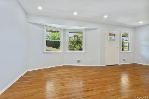 apt-d-34 Warwick Pl, Yorktown Heights, NY, 10598-1620 | Card Image